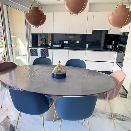 3 Bedroom 5 Mins From The Croisette Riviera 414 アパート *