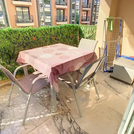 3 Bedroom 5 Mins From The Croisette Riviera 414 アパート