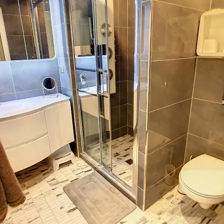 アパート 3 Bedroom 5 Mins From The Croisette Riviera 414 カンヌ